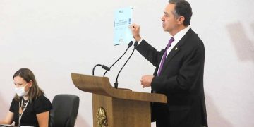 Presidente do TSE, Luís Roberto Barroso, durante entrevista na terça-feira | Diário do Poder