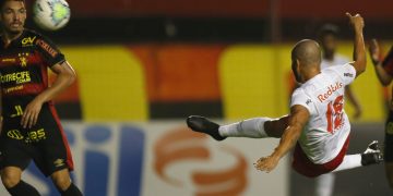 Em ‘jogo-treino’ Sport e Bragantino não saíram do 0 x 0