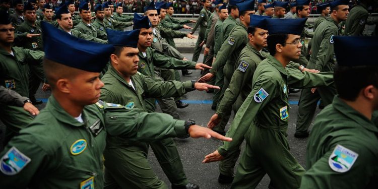 Alistamento militar é prorrogado até 31 de agosto