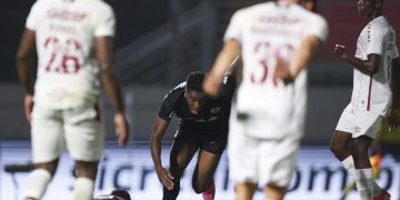 Com ataque ineficiente, Bragantino vence mas deixa a Copa do Brasil