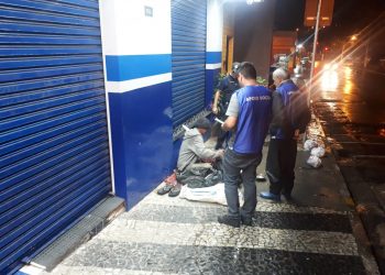 FRIO: Ação acolhe pessoas em situação de rua em Ginásio a partir desta quarta