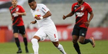 Bragantino só empata e se distancia da liderança