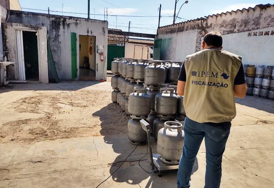 Ipem-SP fiscaliza botijões de gás de cozinha em Bragança