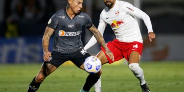 Em jogo de um time só, Bragantino empata com o Galo