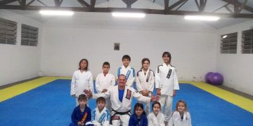 Prefeitura oferece aulas gratuitas de Jiu-Jitsu infantil