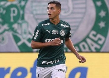 Massa Bruta contrata zagueiro e lateral para reforçar elenco na temporada
