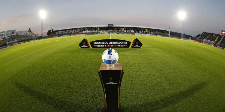 Bragantino joga pela Libertadores hoje, contra o Estudiantes