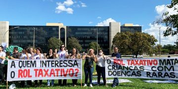 Sancionada lei que obriga planos a cobrirem tratamentos fora do rol da ANS