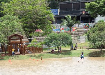 Lago do Taboão recebe neste domingo evento de luta livre na areia
