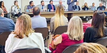 Reunião extraordinária:  GGI reafirma compromisso com segurança escolar e alerta pais para que fiscalizem seus filhos