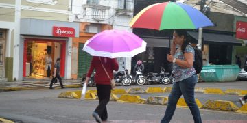 Chuvas voltam hoje e temperatura deve cair na sexta-feira   