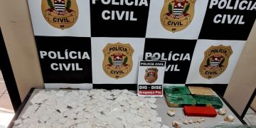 DIG e DISE quebram a banca, estouram casa bomba e tiram quase 6 kg de drogas das ruas