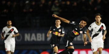 Bragantino empata a terceira seguida em casa, no encerramento do 1º turno