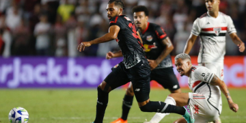 Irreconhecível, Bragantino perde para o São Paulo e classificação fica embolada