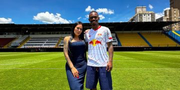 Esposa de jogador fala sobre volta ao Brasil e expectativas no Red Bull Bragantino
