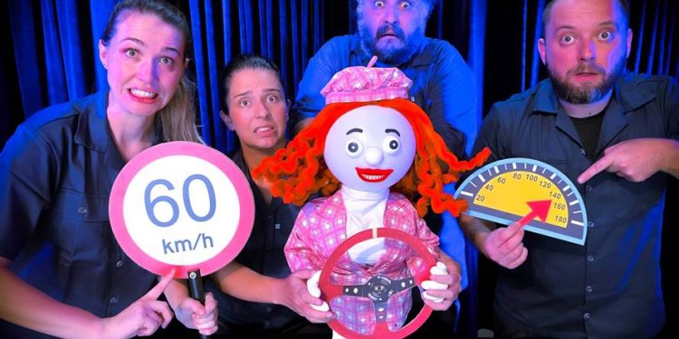 Peça teatral aborda segurança no trânsito