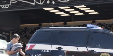 Alvo de 11 mandados de prisão e com mais de R$ 8 mi em golpes, “Chris Carvanne” é preso no Paraná