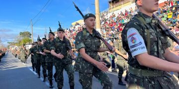Desfile de 7 setembro acontece hoje na Passarela Chico Zamper