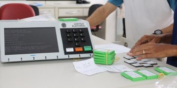 ELEIÇÕES 2024: Cartórios eleitorais começam a preparação das urnas para a votação