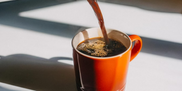 Café: Dependência ou Hábito? Especialista em Neurociências Explica os Efeitos da Cafeína