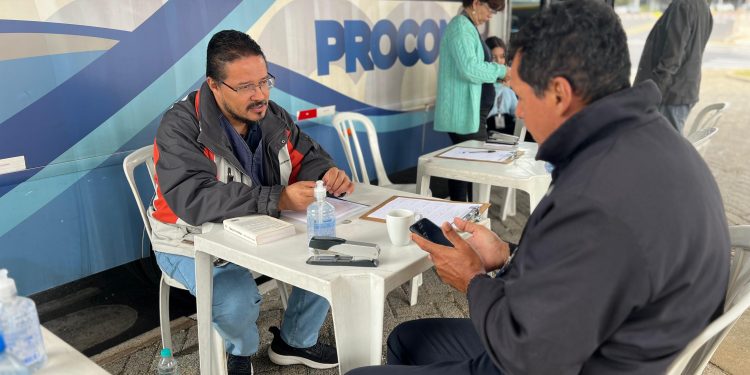 PROCON realiza atendimento itinerante no Taboão