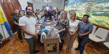 Campanha do Agasalho dispõe 20 pontos de arrecadação no município