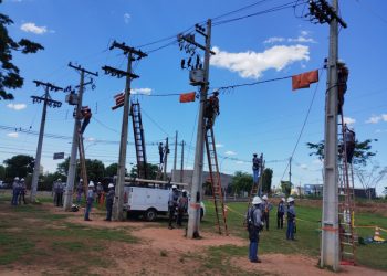 Energisa realiza plantão no PAT para inscrições em curso de eletricista