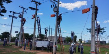Energisa realiza plantão no PAT para inscrições em curso de eletricista