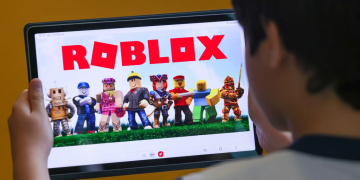 Roblox altera regras de verificação de idade e provoca protestos de usuários