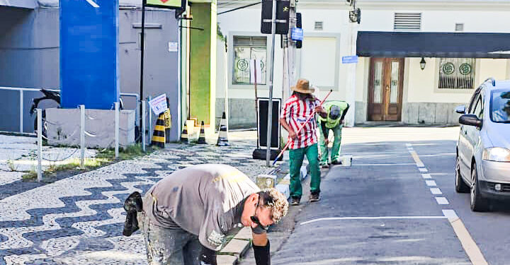 Força-tarefa executa manutenção na região central da cidade