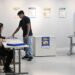 Eleitor vota em seis cargos no dia 4; TRE-SP orienta levar “colinha” e deixar o celular fora da cabine