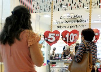 Comércio conta com baixa nas vendas do Dia das Mães