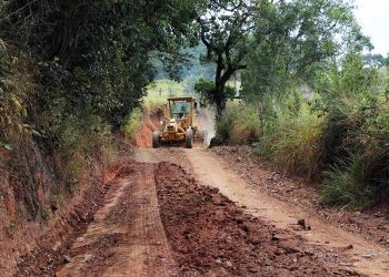 Serviços de  manutenção seguem por toda cidade