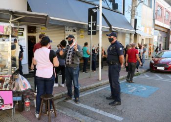 62 estabelecimentos foram fechados na primeira semana de flexibilização      