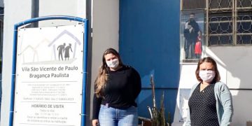 Campanha Pé Quente entregou arrecadações à idosos e crianças