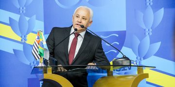 Fim do caso da calcinha:  Vereador é advertido por comissão de ética      