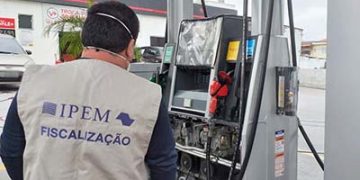 Operação Olhos de Lince : Ipem-SP encontra irregularidades em postos de combustíveis durante