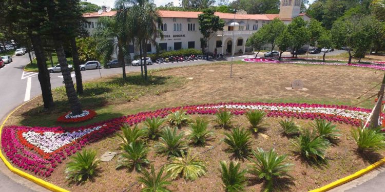 Servidores municipais: Folha de pagamento está depositada até janeiro de 2021