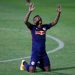 Mesmo no sufoco, Bragantino vence a primeira no Brasileirão