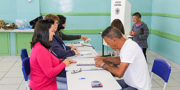 Em Bragança foram convocados 1200 mesários | Arquivo/GB