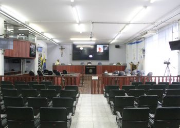 17 TENTAM A REELEIÇÃO: Número de candidatos a vereador é 21% maior que o de 2016