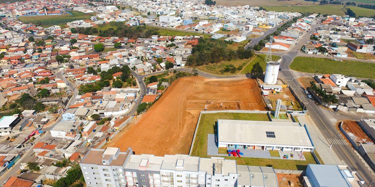 CRAS e CREA cadastram idosos para o Programa Vida Longa