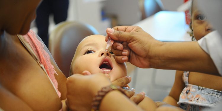 Vacinação contra a Poliomielite começa dia 5 de outubro