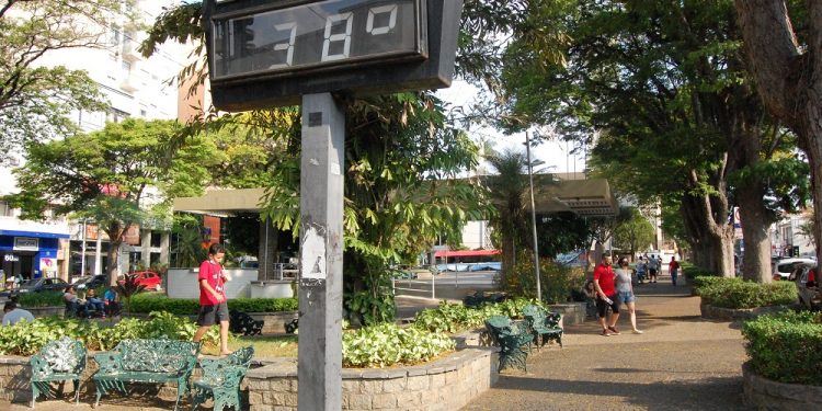 Calor pode chegar a 40 graus nessa semana
