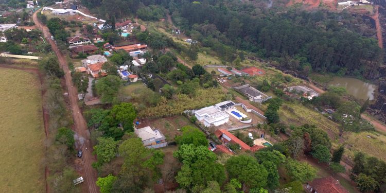 Infraestrutura e pavimentação em mais dois bairros da cidade