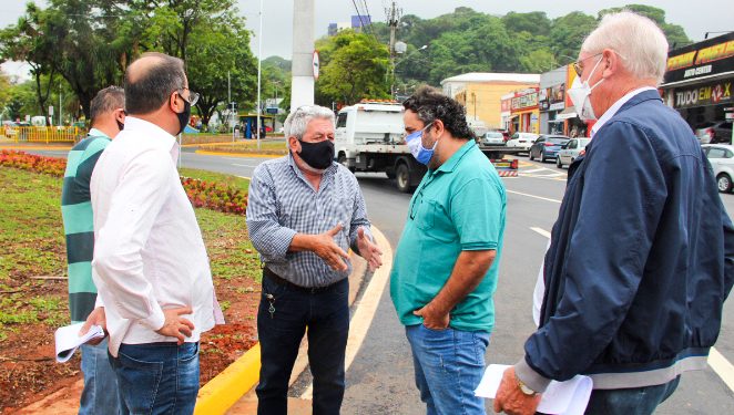 Ribeirão Lavapés passa no primeiro teste durante fortes chuvas