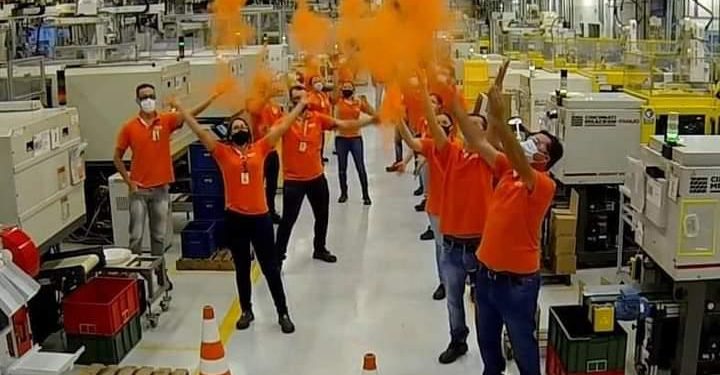 TE Connectivity celebra “Orange Day” em Bragança Paulista