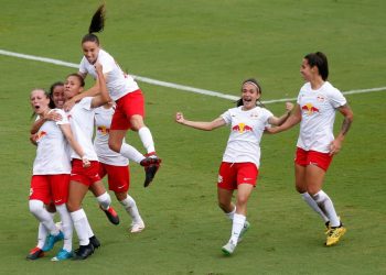 Feminino do Red Bull Bragantino surpreende e derrota o São Paulo