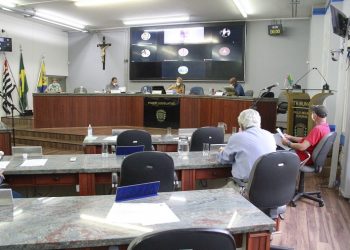 Pagamento de multas de trânsito através de cartão de crédito é aprovado na Câmara