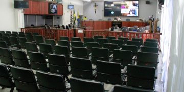 Posse dos eleitos não terá presença de público